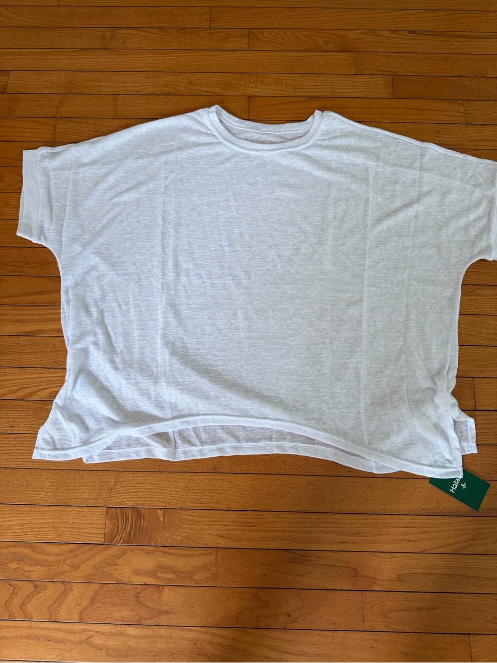 HALARA White Lightweight Boxy Tee Large NWT